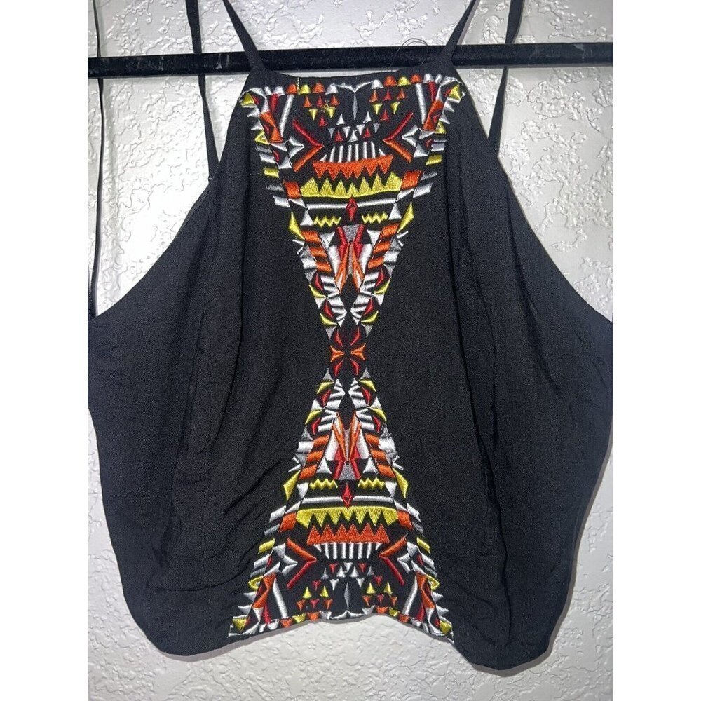LF Run Cinta Run Festival Crop Top Concert Braless Shirt NWTS Embroidered Boho V - Picture 4 of 12